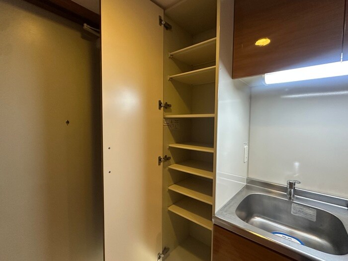 物件内観写真8　(靴箱)