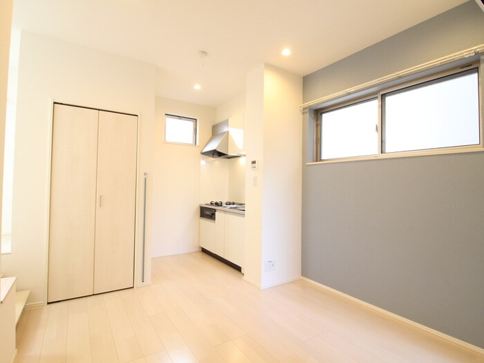 物件内観写真8　(居室)