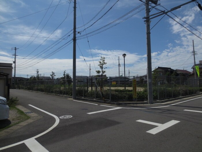 物件外観写真6　(周辺環境)