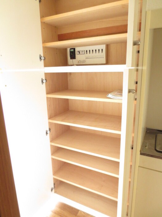 物件内観写真13　(靴箱)