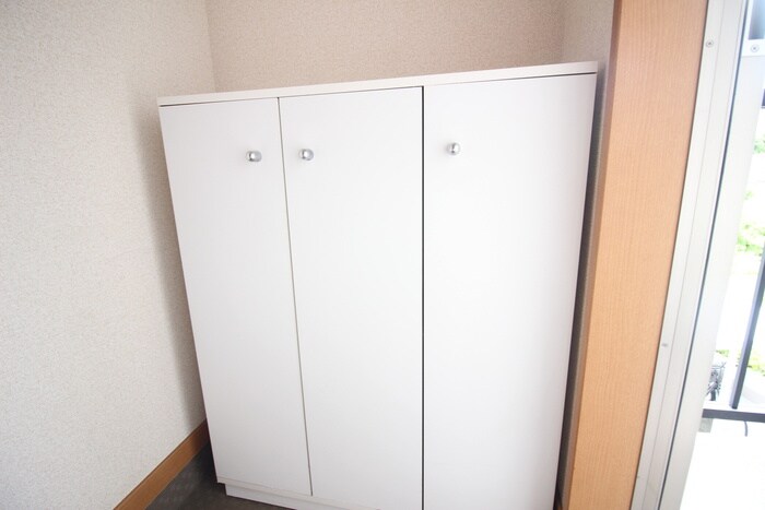 物件内観写真15　(靴箱)