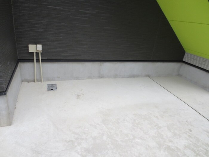 物件外観写真6　(駐輪場)