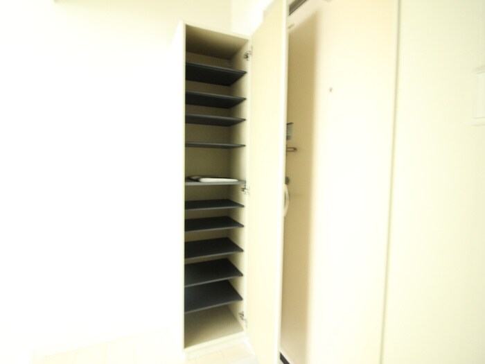 物件内観写真19　(靴箱)