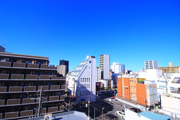 物件内観写真15　(室内からの展望)