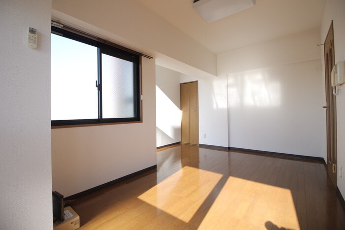 物件内観写真17　(居室)