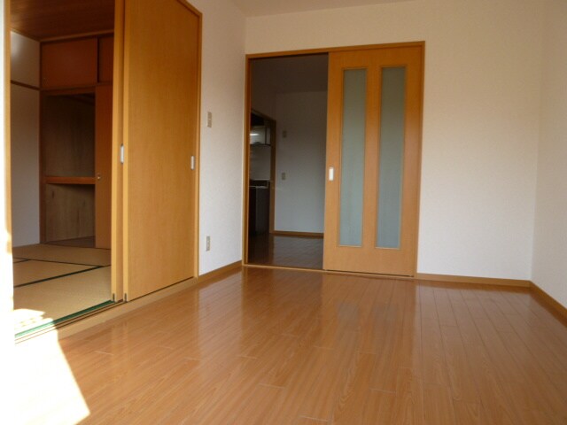 物件内観写真10　(居室)