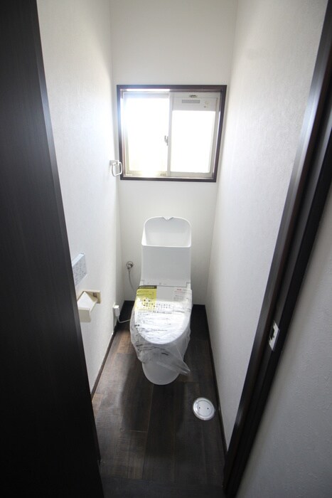 物件内観写真17　(トイレ)