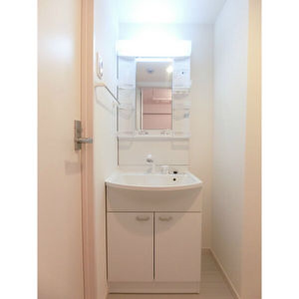 物件内観写真13　(洗面)