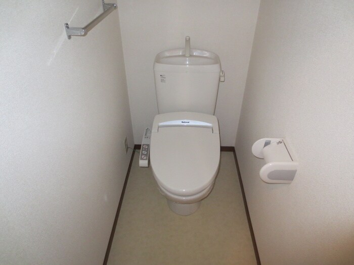 物件内観写真14　(トイレ)