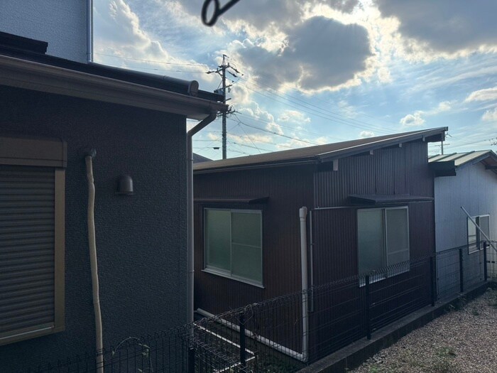 物件内観写真16　(室内からの展望)