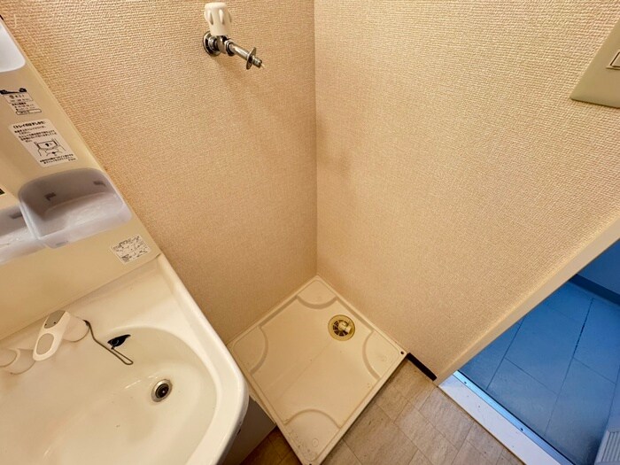 物件内観写真22　(洗濯機置場)