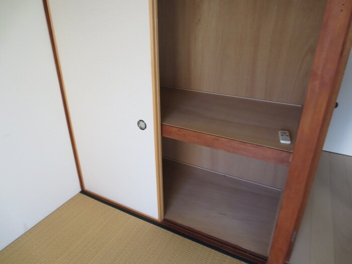 物件内観写真11　(収納)