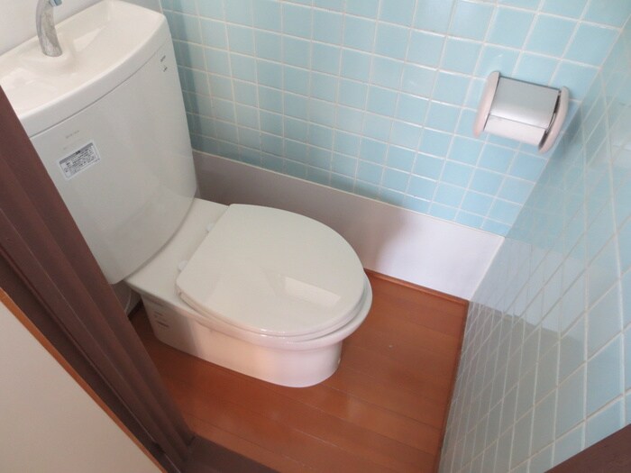 物件内観写真15　(トイレ)