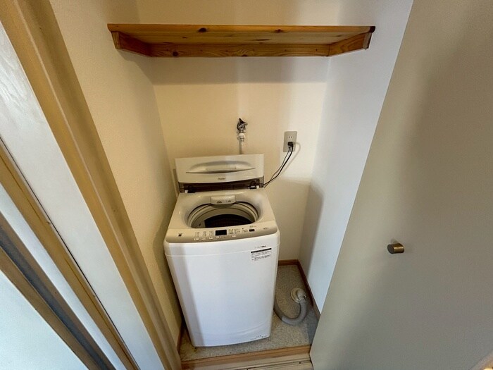 物件内観写真20　(洗濯機置場)