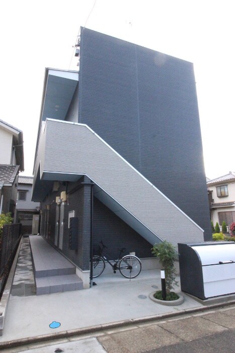 物件外観写真4　(外観写真)