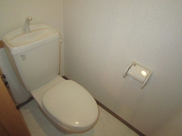 物件内観写真10　(トイレ)