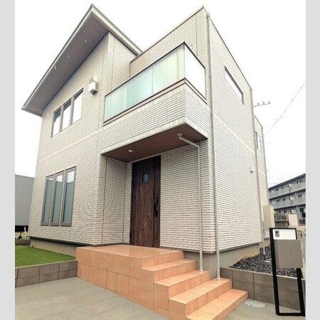 花園町新田戸建外観写真