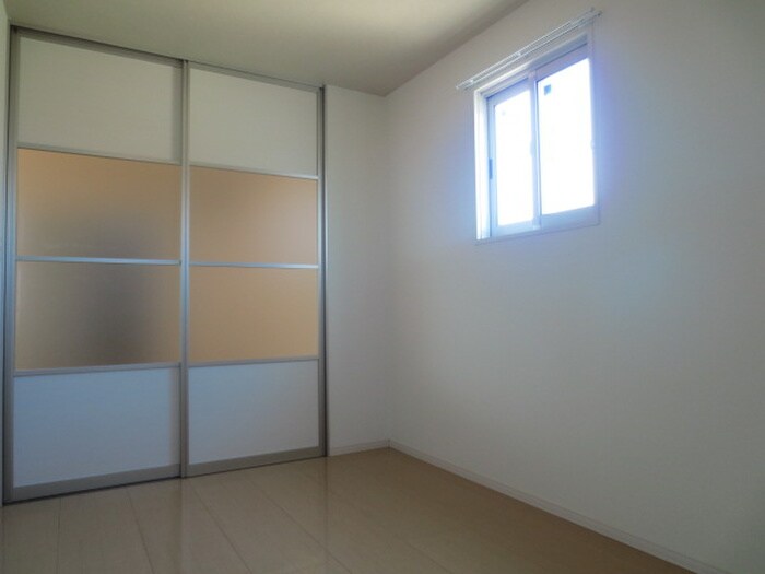 物件内観写真14　(居室)