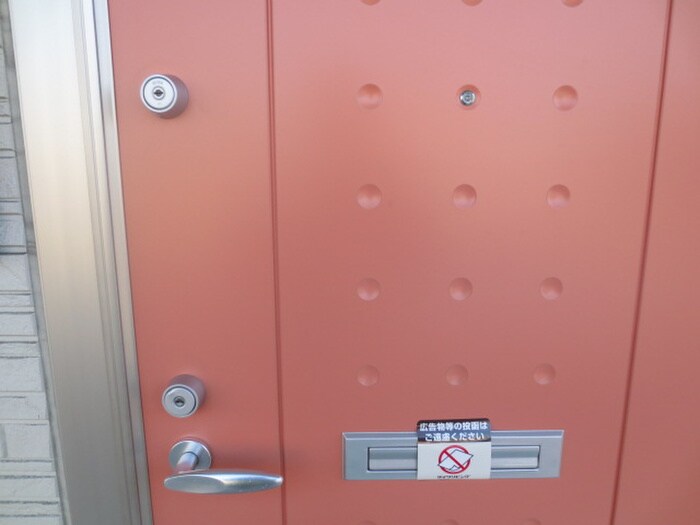 物件内観写真18　(玄関)