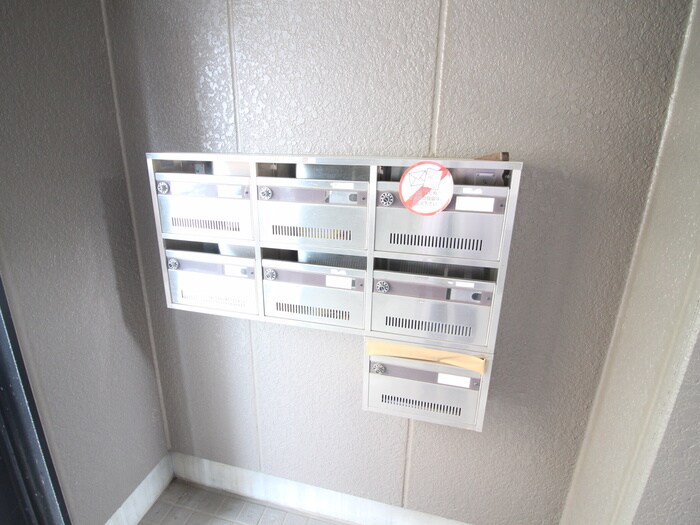 物件外観写真6　(建物設備)