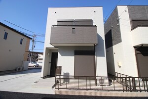 柳戸邸B外観写真