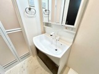 物件内観写真8　(洗面)