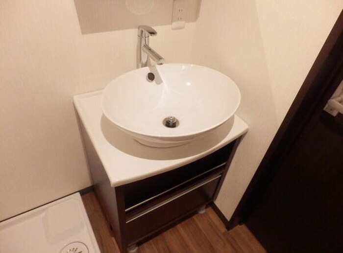 物件内観写真7　(洗面)