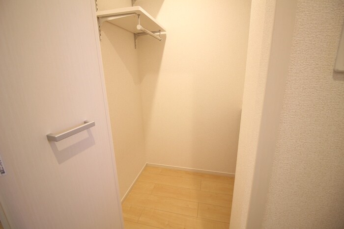 物件内観写真17　(収納)