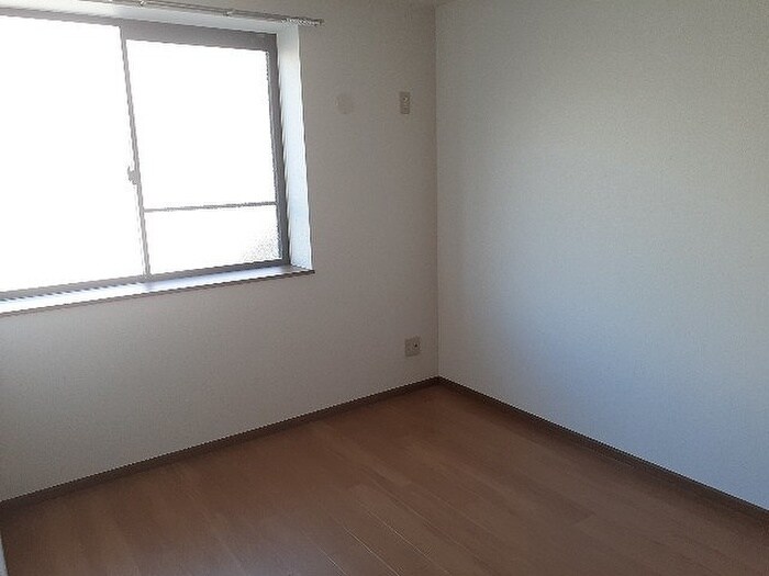 物件内観写真5　(居室)