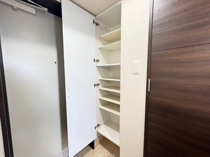 物件内観写真19　(靴箱)