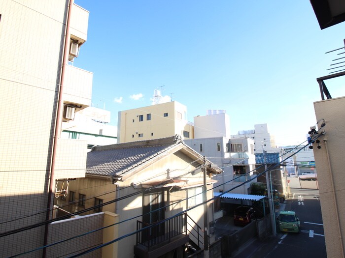 物件内観写真19　(室内からの展望)