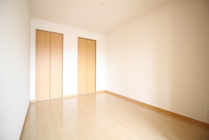 物件内観写真11　(居室)
