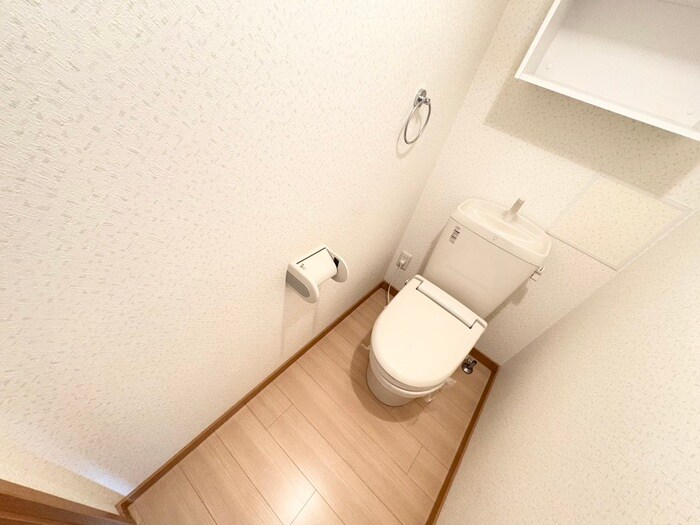 物件内観写真12　(トイレ)