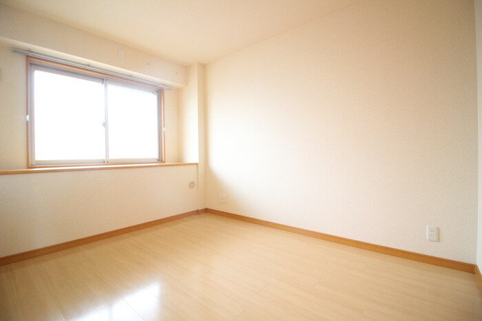 物件内観写真13　(居室)