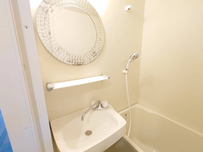 物件内観写真12　(洗面)