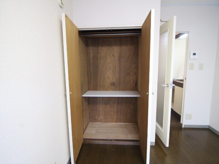 物件内観写真14　(収納)