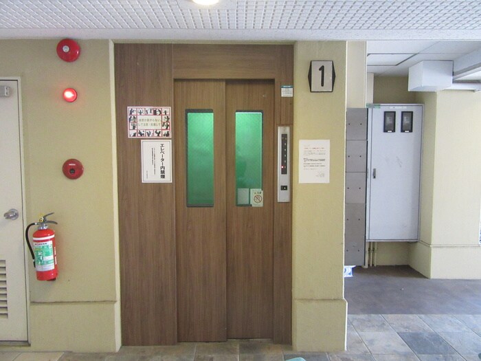 物件外観写真4　(建物設備)