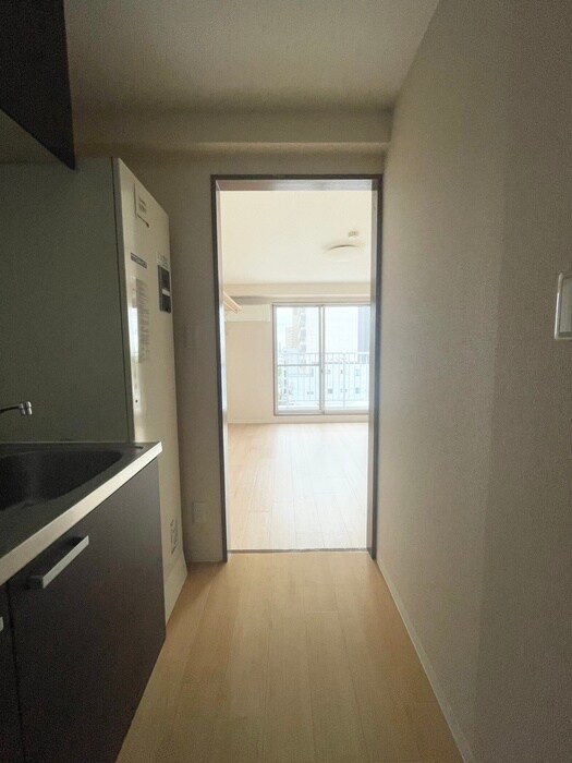 物件内観写真18　(廊下)