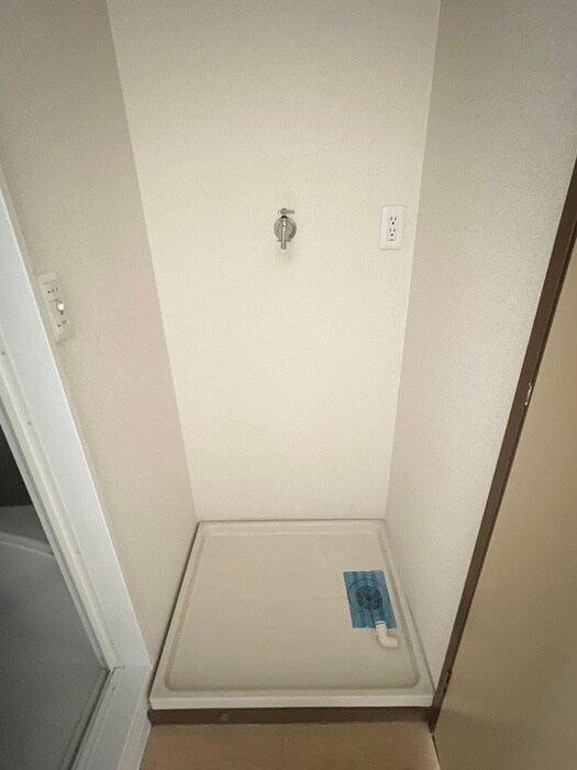 物件内観写真19　(洗濯機置場)