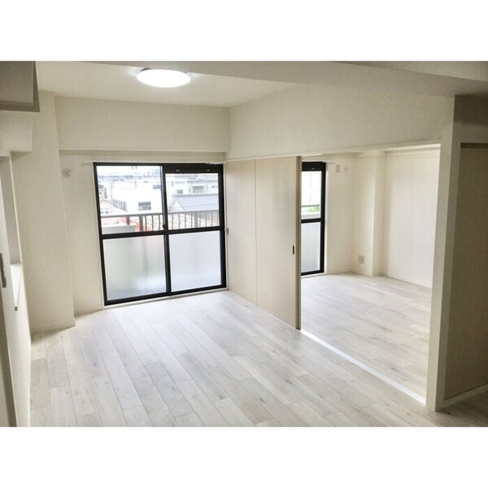 物件内観写真5　(居室)