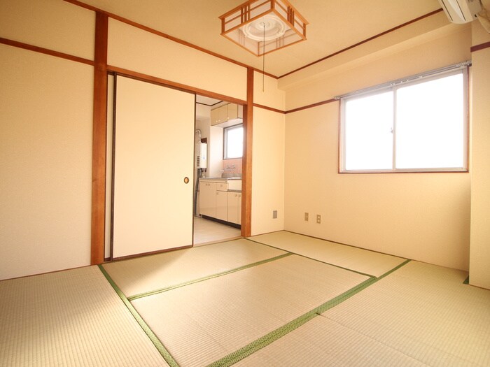 物件内観写真7　(居室)