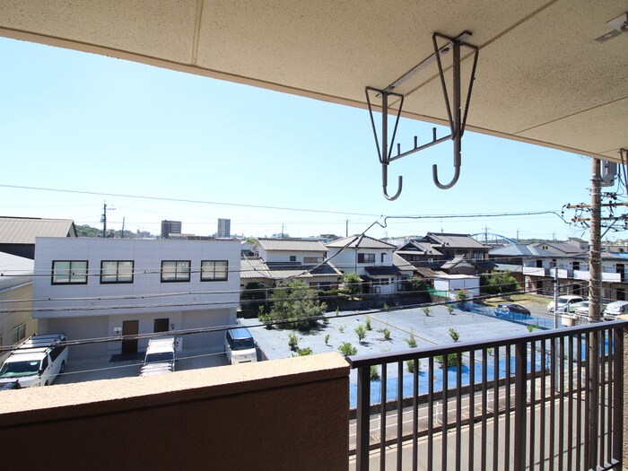 物件内観写真17　(室内からの展望)