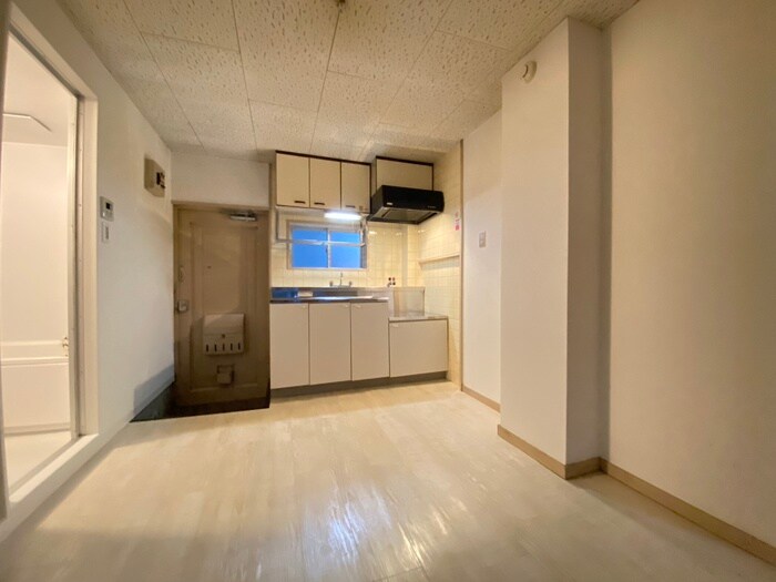 物件内観写真12　(居室)