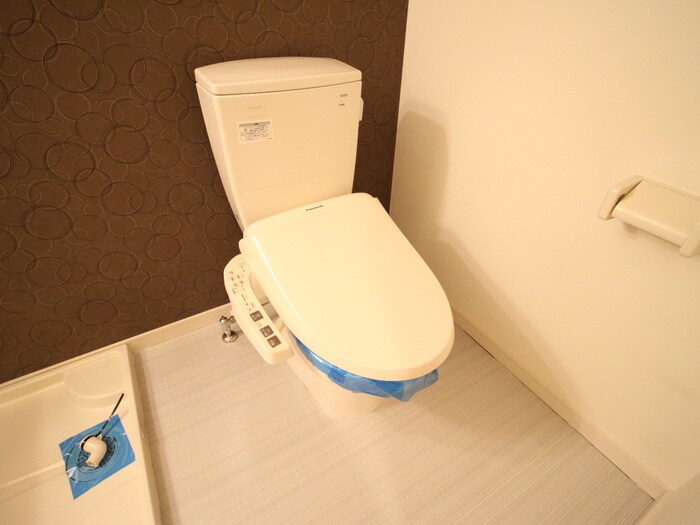 物件内観写真14　(トイレ)