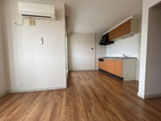 物件内観写真8　(居室)