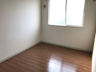 物件内観写真13　(居室)