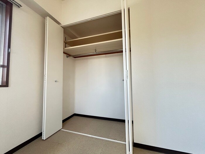 物件内観写真13　(収納)