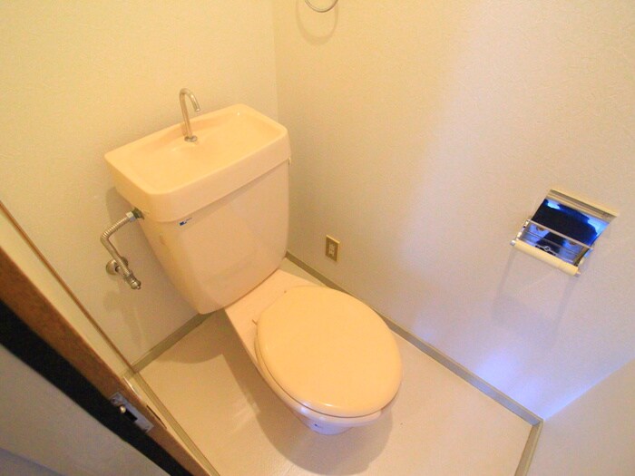 物件内観写真9　(トイレ)