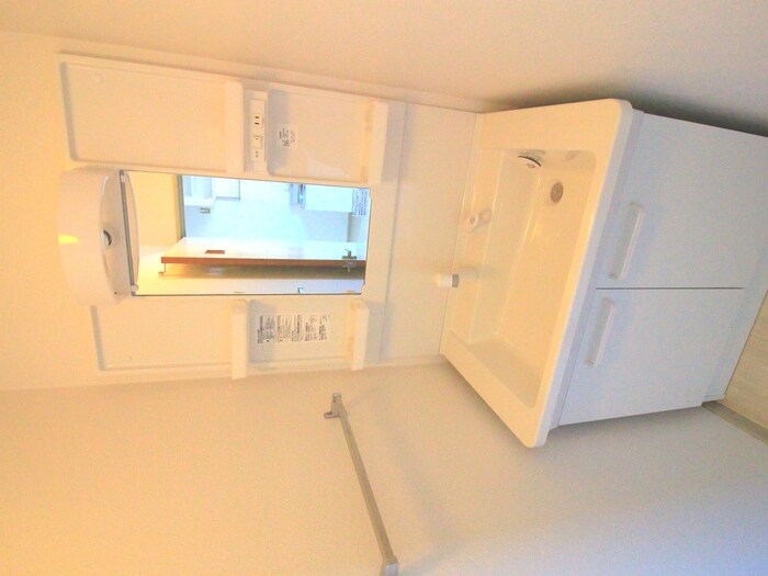 物件内観写真12　(洗面)