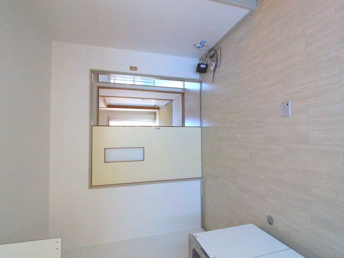 物件内観写真14　(居室)